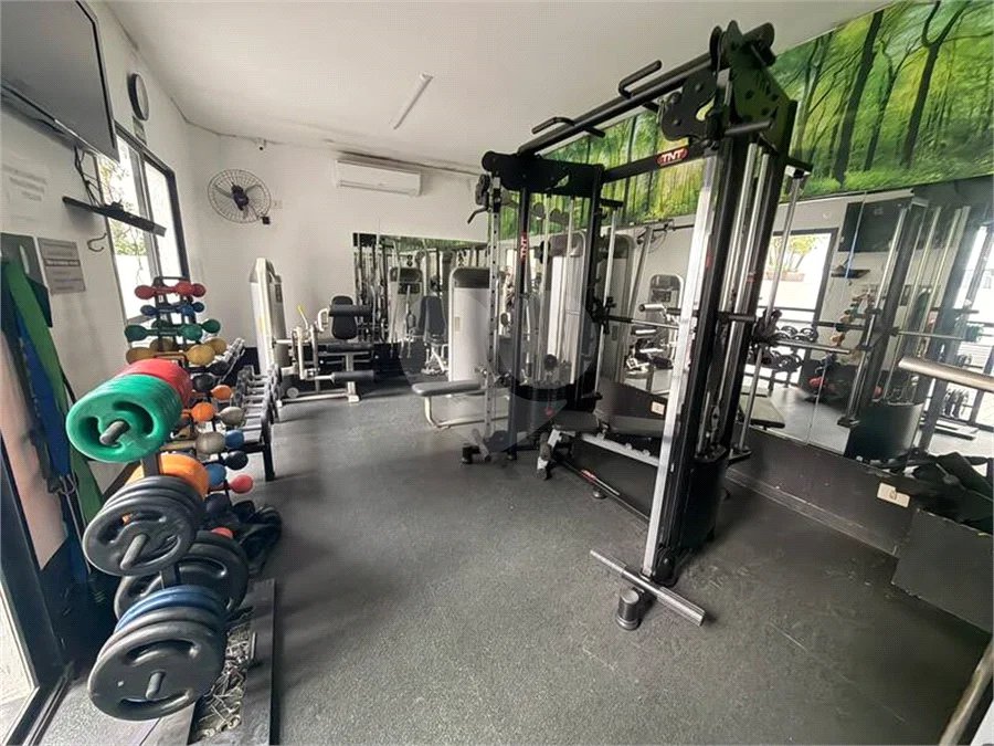 Apartamento com 1 dormitório com 1 vaga de garagem