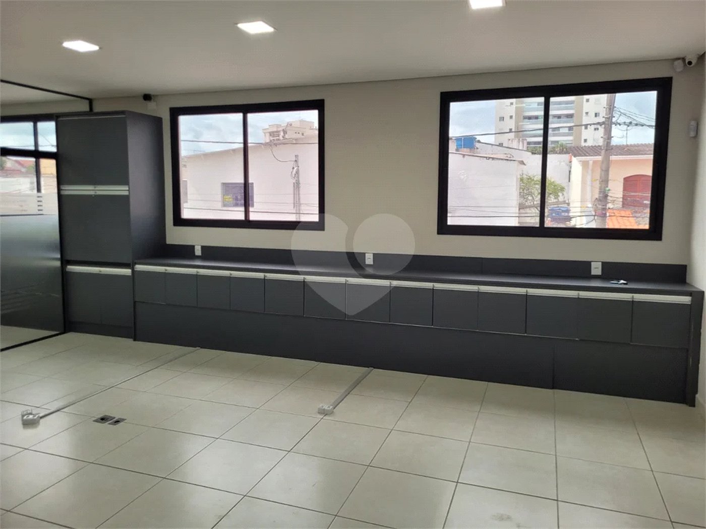 Ponto Comercial 200 m² 4 salas Jardim Armênia - Mogi das Cruzes SP