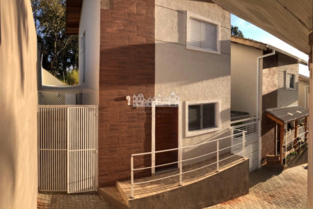 Casa à venda com 2 quartos em Jardim Imperial, Atibaia, SP