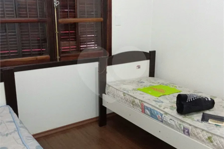 Sobrado com 3 dormitórios na Vila Ede