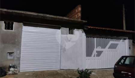 Casa à venda com 2 quartos em Residencial Deputado José Zavaglia, São Carlos, SP