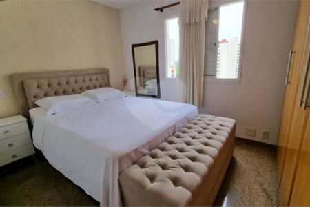 Apartamento à venda com 3 quartos, sendo 1 suíte, em Jardim Marajoara, São Paulo, SP