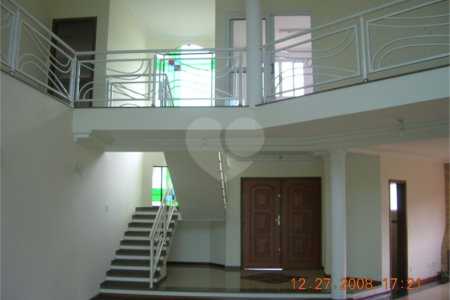 Casa no Condomínio Damha I
