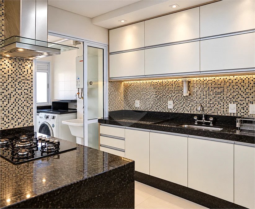 Apartamento mobiliado de 106 m² no Centro de São Bernardo, com 3 dormitórios, suíte, 3 vagas, vista livre e condomínio com lazer completo.
