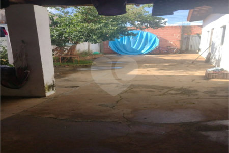 Casa no Jardim Embaré 2 dormitórios 250m@ de terreno