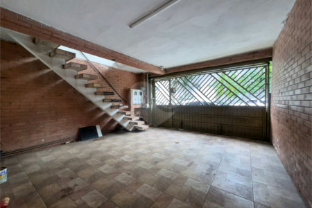 Sobrado para venda em Vila Antonieta com 4 quartos , 180m²