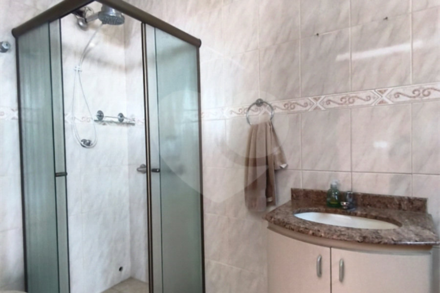 Excelente Sobrado à venda com 281m2 de área construída
