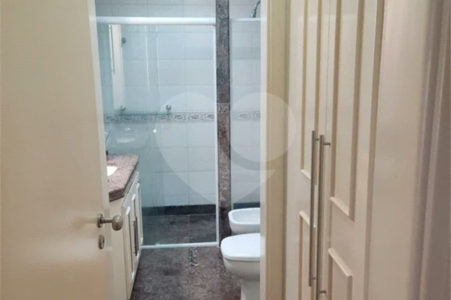 Apartamento para venda e locação no Bairro Vila Rezende em Piracicaba - SP.