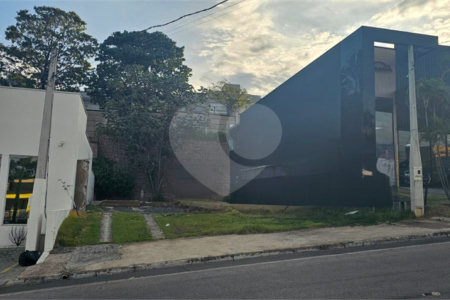 Indaiatuba - V E N D A - Terreno Comercial com 360M² ( 12X30 ) - R$ 1.550.000,00