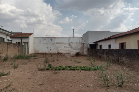 Terreno com 250,00 m²