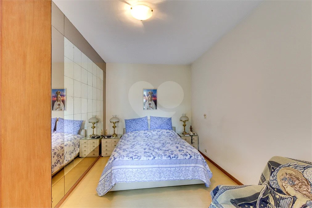 Apartamento à venda com 4 quartos, sendo 1 suíte, em Jardim Marajoara, São Paulo, SP