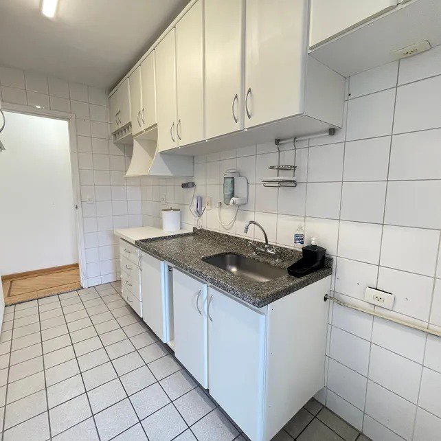 Apartamento à venda com 3 quartos, sendo 1 suíte, 2 vagas no Jardim Ester