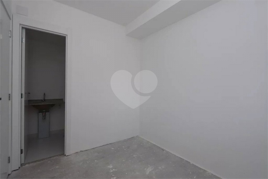 Studio à venda na V.Mariana - 30m2 - 350 metros metrô Paraíso
