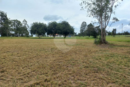 Loteamento Residencial em Condomínio
