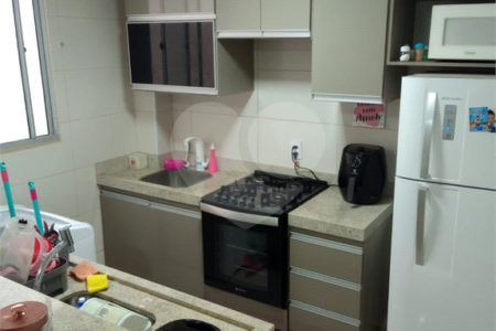 Apartamento no Condomínio Mont Everest.