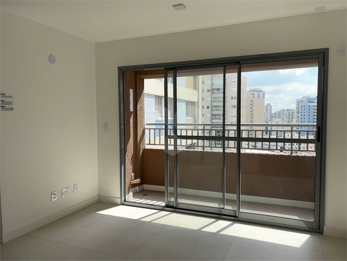 APARTAMENTO NOVO PRÓXIMO METRO SAÚDE LAZER COMPLETO