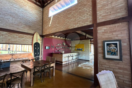 Casa para venda no Condomínio Vivenda do Broa.