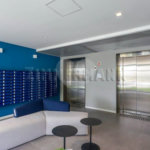 Apartamento a venda com 1 dormitório, sala com varanda e próximo ao metrô Vila Madalena.
