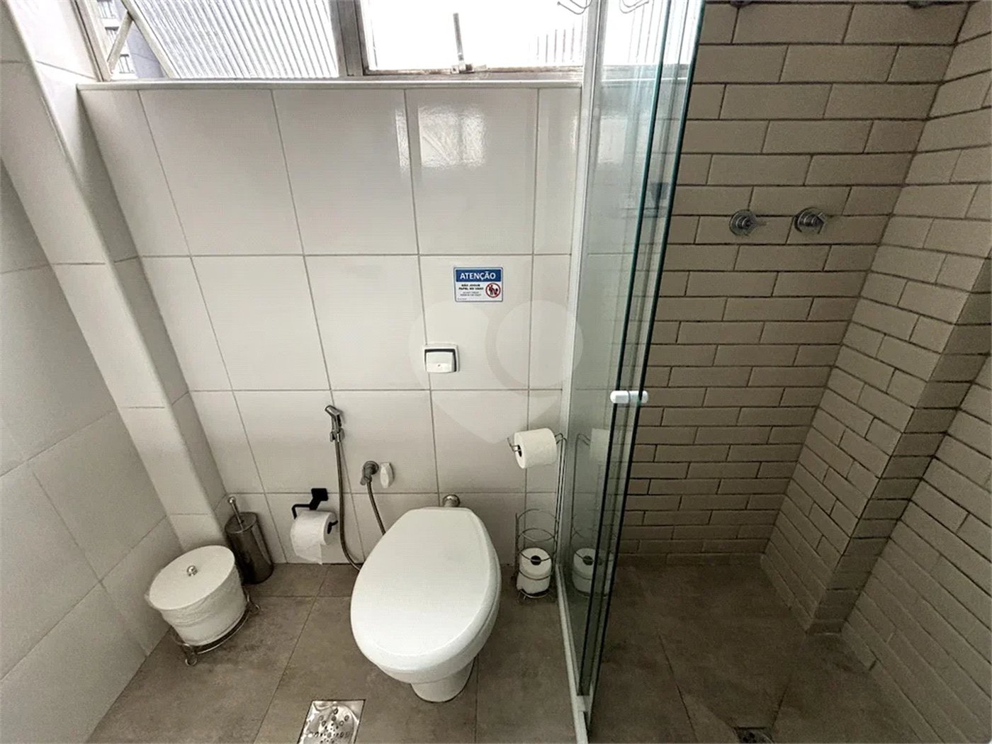 Apartamento de 80m² a venda e locação em Moema - 02 dorm, 02 Banheiros 01 Vaga