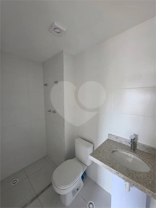 46 m², 2 dormitórios, suíte e lazer completo no rooftop, próximo ao metrô
