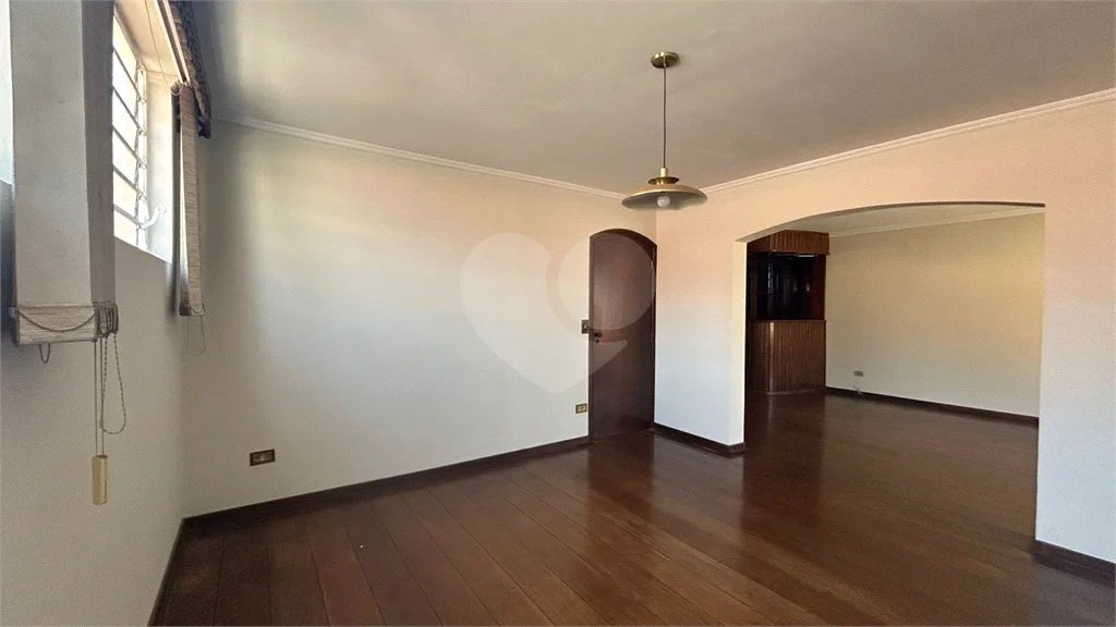 Venda Casa com 4 Dormitórios no Parque Santa Cecília