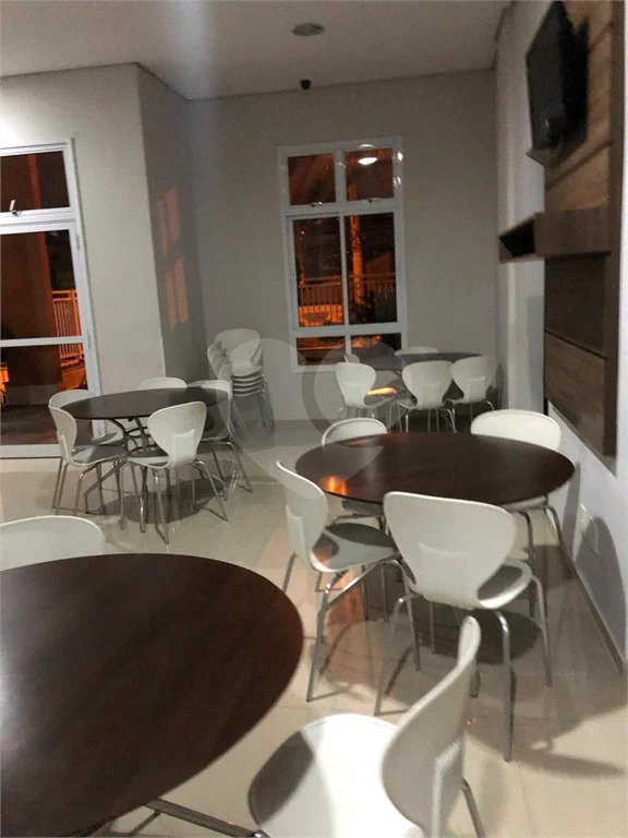 APARTAMENTO de 2 quartos (1 suíte) á venda em Santo André, 75m², 2 garagens fixas e cobertas, é entrar e morar!