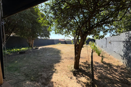 Imóvel comercial á venda, com 766m2 de terreno, em São Carlos-SP