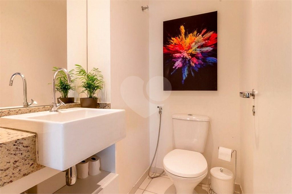 LOFT DUPLEX DE CINEMA. VENHA FAZER UMA VISITA.