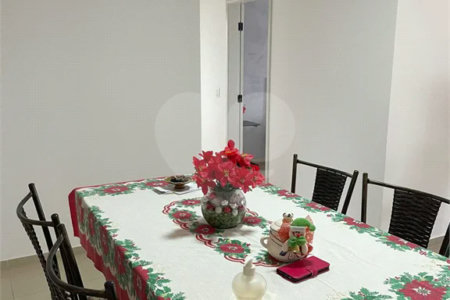 Apartamento à venda com 3 quartos, sendo 1 suíte, em Vila Nova, Louveira, SP