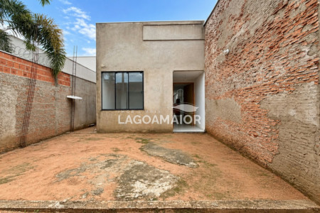 Casa à venda com 3 quartos, sendo 2 suítes, em Alto da Boa Vista, Três Lagoas - MS
