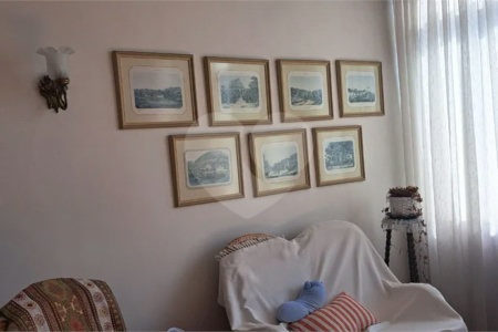 Apartamento à Venda na Aclimação