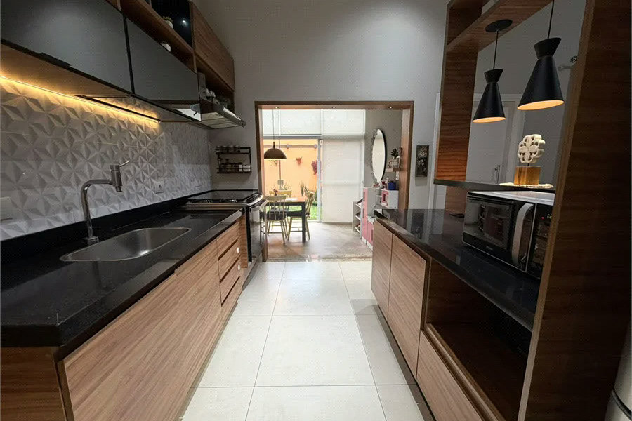 Casa à venda com 3 quartos, sendo 1 suíte,  no condomínio Ondas de Piracicaba., Piracicaba - SP