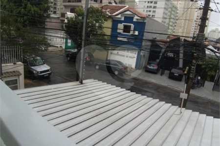 Sobrado à venda na Saúde, 177m² com 3 dormitórios e 2 vagas