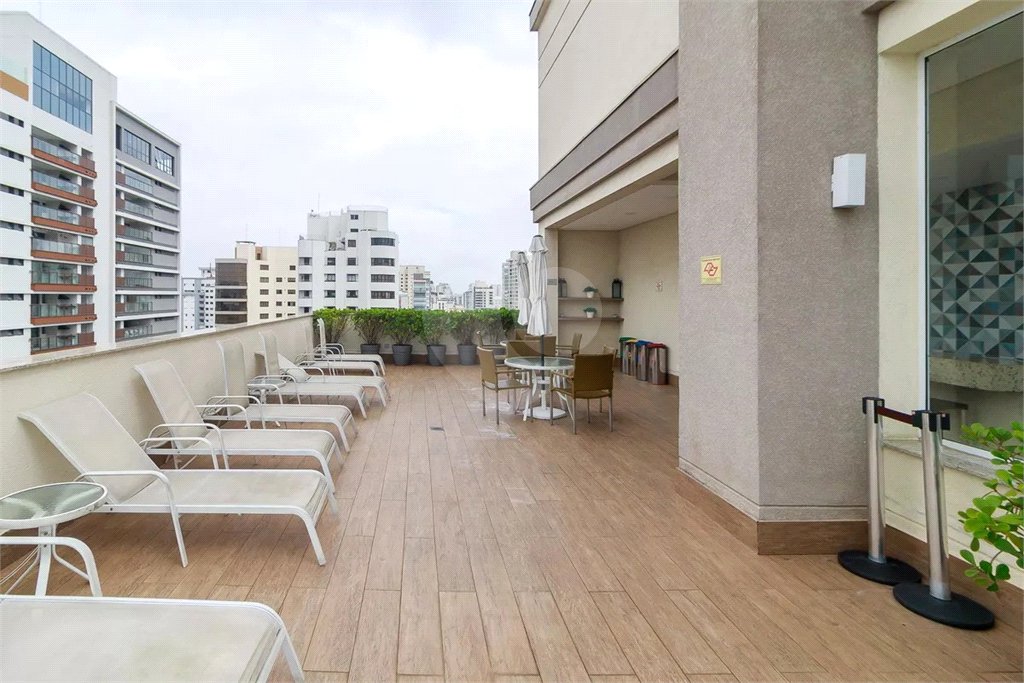 Apartamento com 43m² na região do Campo Belo em São Paulo - SP.
