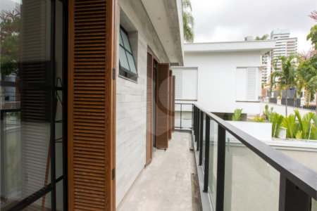 Casa à venda com 4 suítes no condomínio Casa Jardim Itaverá, São Paulo - SP