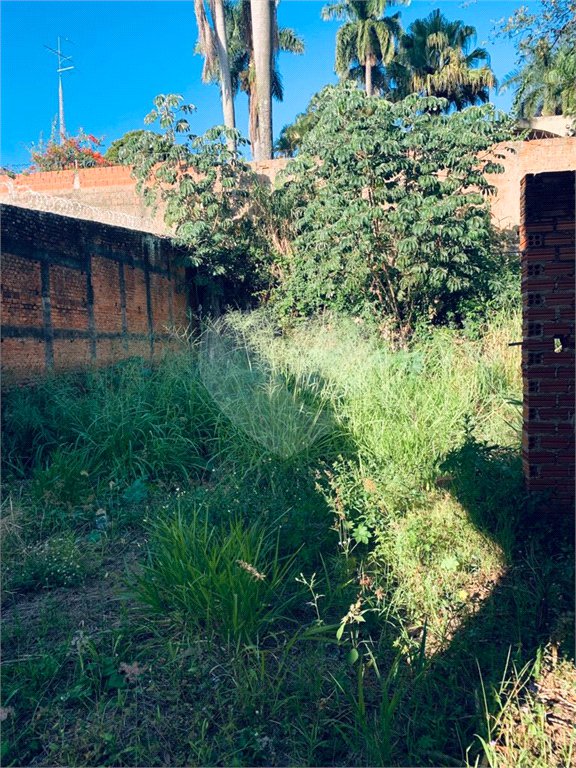 Imóvel em construção bem localizado