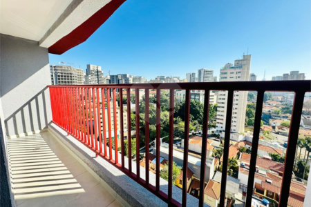 Apartamento novo na Vila Mariana com varanda