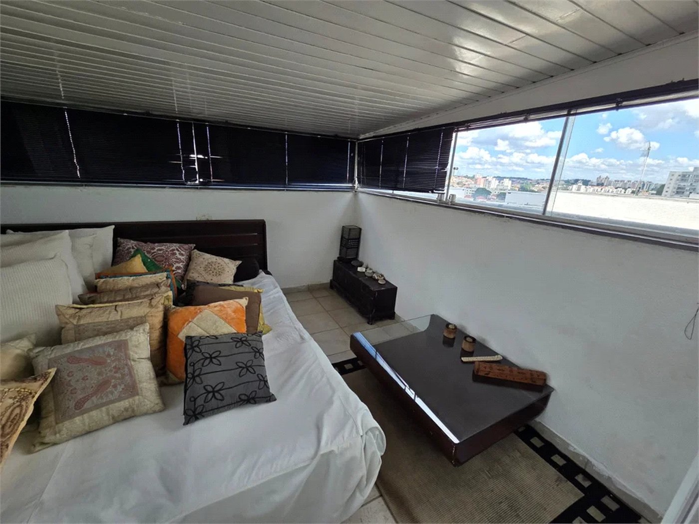 Cobertura à venda com 3 quartos, sendo 1 suíte,  em Cidade São Francisco, São Paulo, SP
