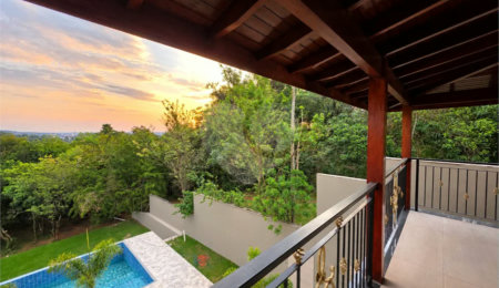 Casa à venda com 4 suítes no condomínio Residencial Jardim Primavera, Louveira - SP