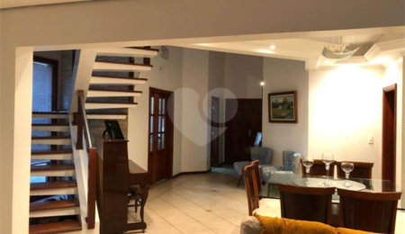 Casa à venda com 3 suítes em Jardim Aclimação, Araraquara, SP