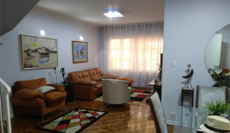 Casa à venda com 3 quartos, sendo 1 suíte,  em Jardim da Saúde, São Paulo, SP