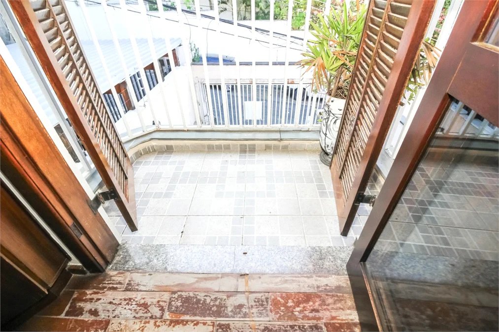 Casa para alugar com 3 suítes em Alto da Lapa, São Paulo, SP