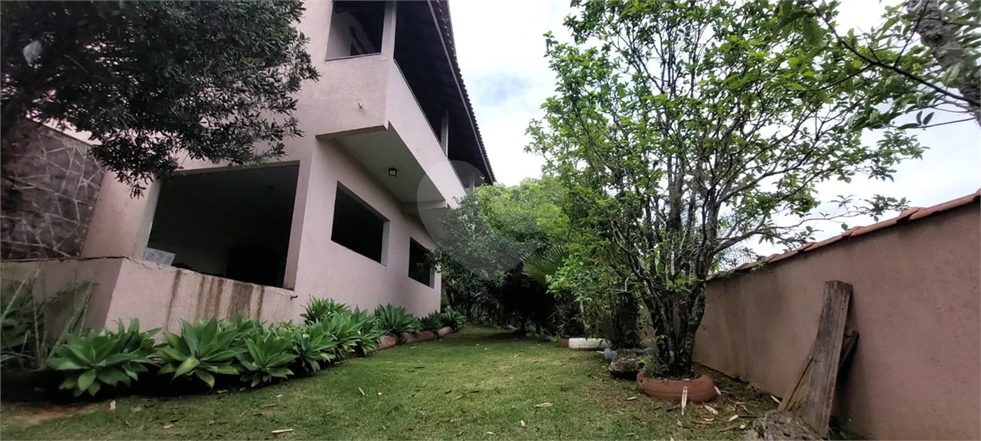 LINDA CHÁCARA A VENDA - CONDOMINIO ALPES D'OURO - BOM JESUS DOS PERDÕES
