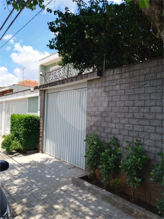 Sobrado Sofisticado de 335 m² no Coração do Jardim França