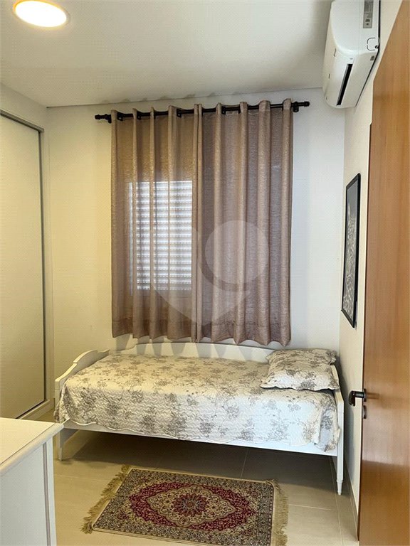 Casa em Condomínio - Jardim Residencial Alto de Itaici!