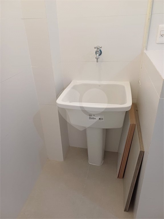 Apartamento com 77m² e 2 dormitórios próximo a Paulista e Metrô Trianon-Masp.