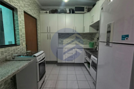 Sobrado à venda com 3 quartos, sendo 1 suíte, em Butantã, São Paulo - SP