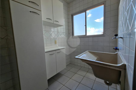 Apartamento com 3 dormitórios à venda no centro de São Carlos