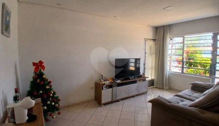 Sobrado à venda com 2 quartos em Vila Mazzei, São Paulo, SP