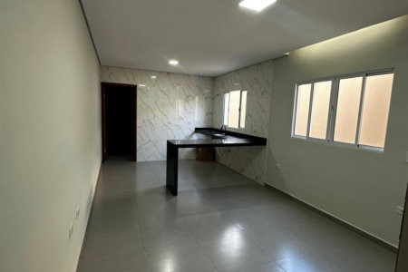 Casa à venda com 2 quartos, sendo 1 suíte, em Nova Itanhaém, Itanhaém - SP